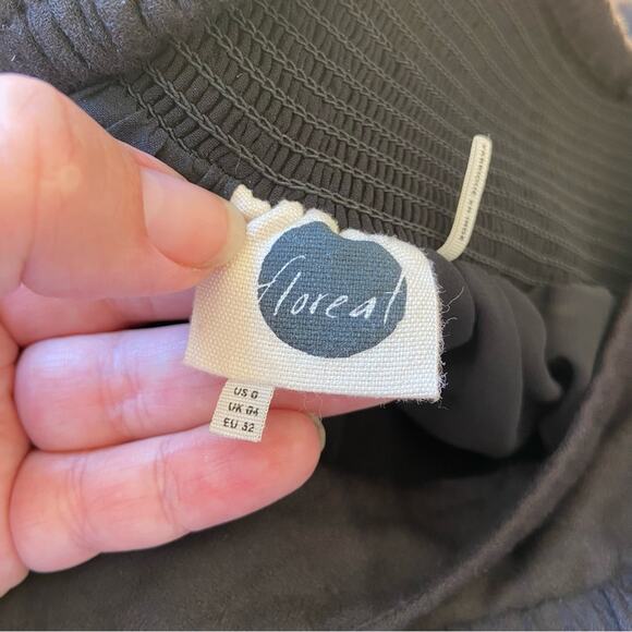 Floreat black geometric insignia embroidered asymmetrical skirt size 0 - Picture 5 of 6